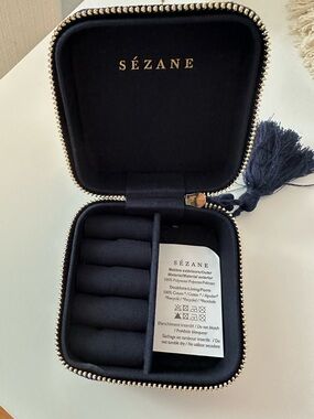 Sézane Jewelry Case
